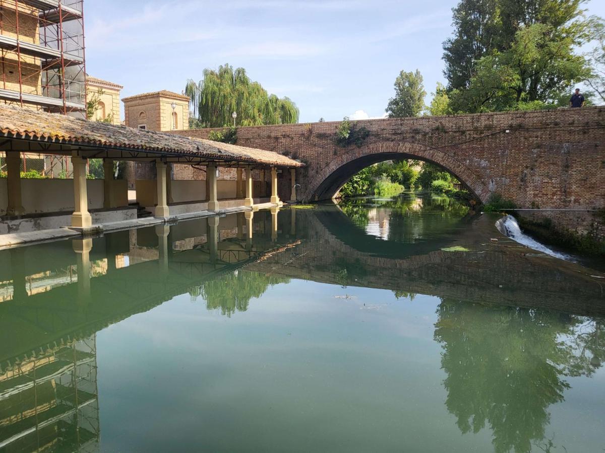 Appartamento Davanti Al Porto Romano بيفانيا المظهر الخارجي الصورة